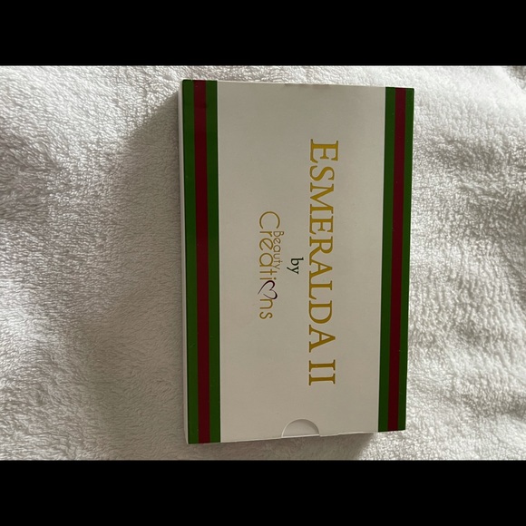 Beauty Creations Esmeralda II - Picture 3 of 3